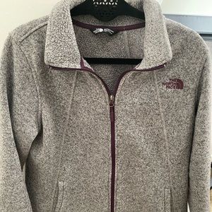 North face Sweater
